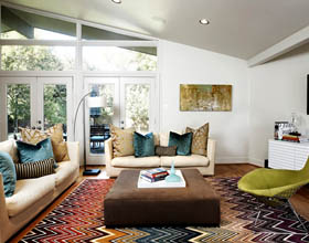 20个用客厅地毯的创意来改善你的室内装饰案例
